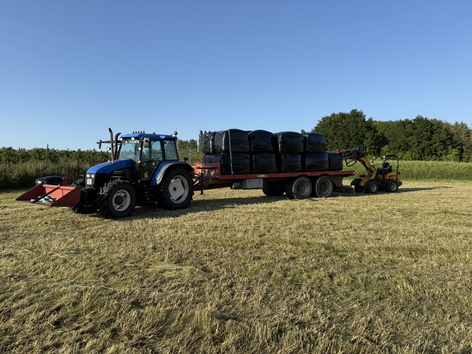 LC-Agro traktor i mark